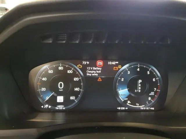 2016 VOLVO XC90 T6  