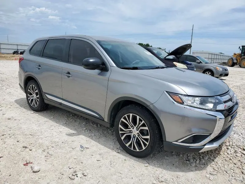 2018 MITSUBISHI OUTLANDER ES  