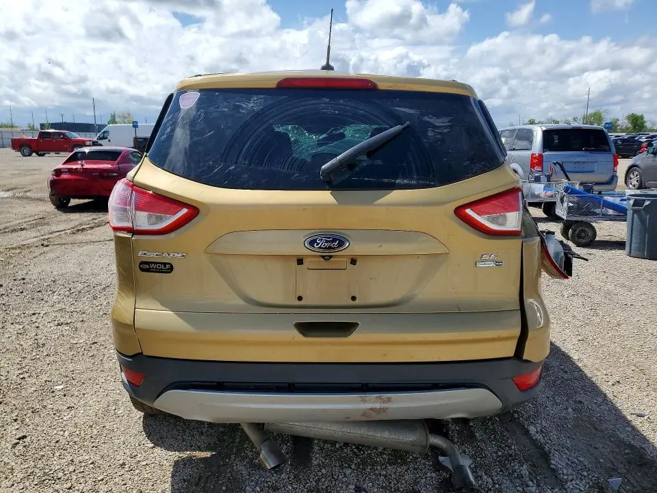 2015 FORD ESCAPE SE  