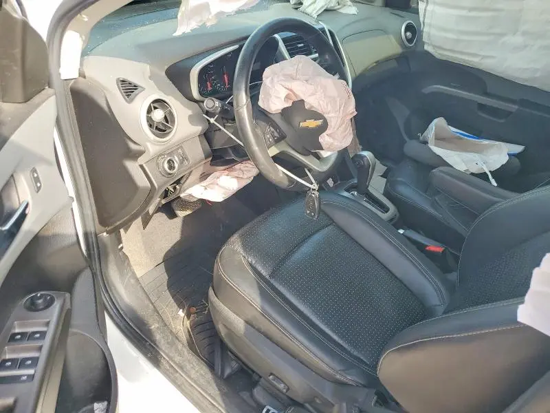 2020 CHEVROLET SONIC PREMIER  