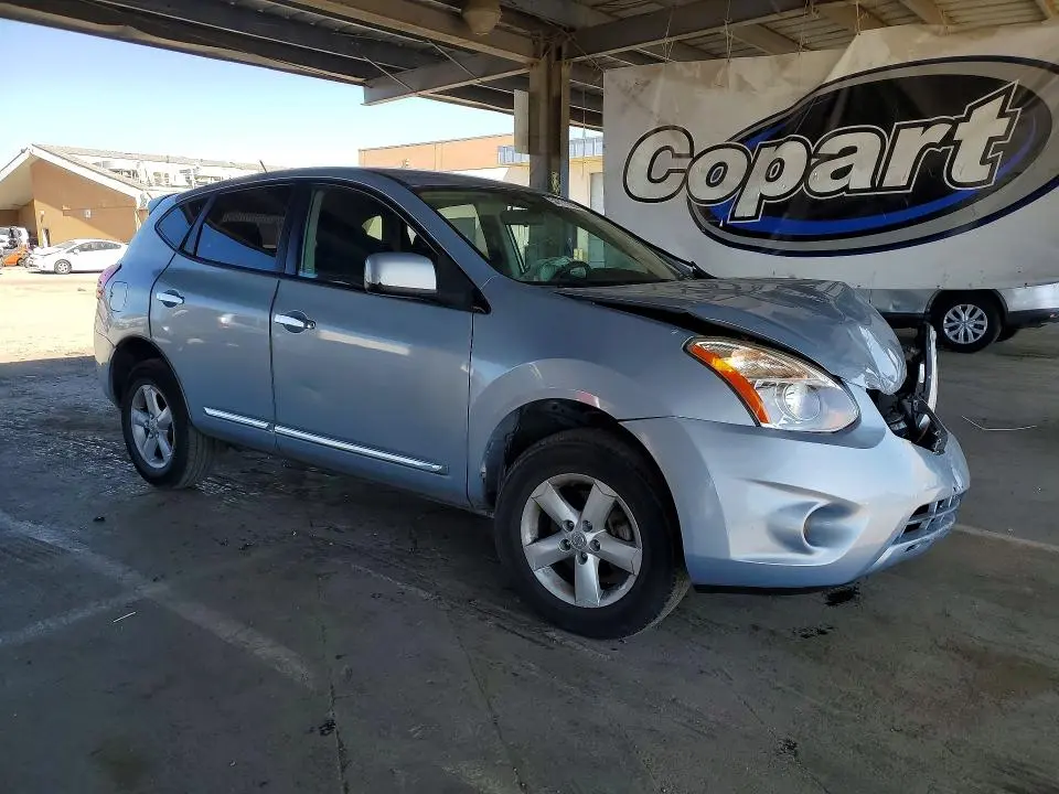 2013 NISSAN ROGUE S  