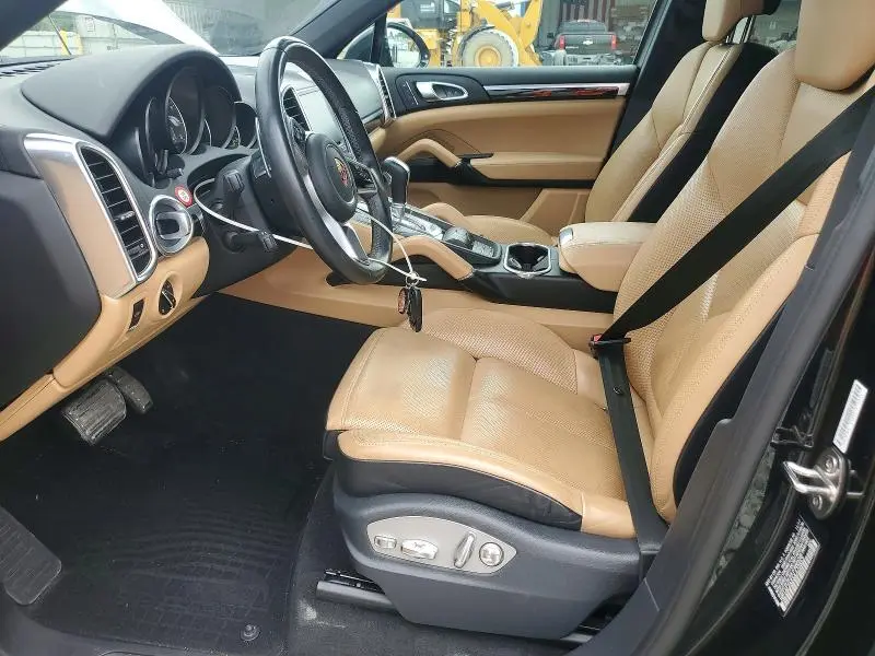 2018 PORSCHE CAYENNE SE HYBRID PLATINUM  