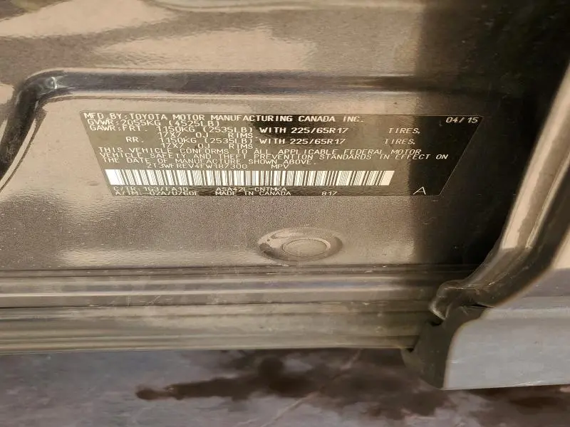 2015 TOYOTA RAV4 XLE  