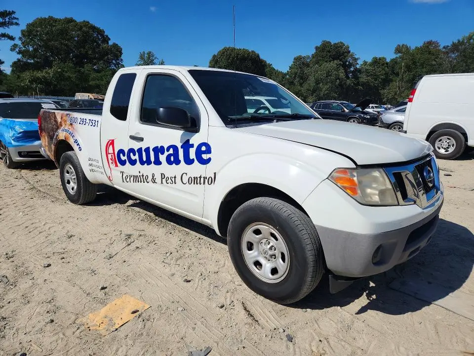 2016 NISSAN FRONTIER S  