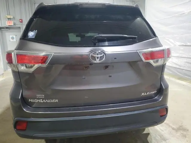 2016 TOYOTA HIGHLANDER XLE  