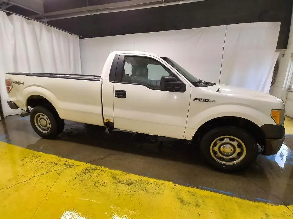 2010 FORD F150   