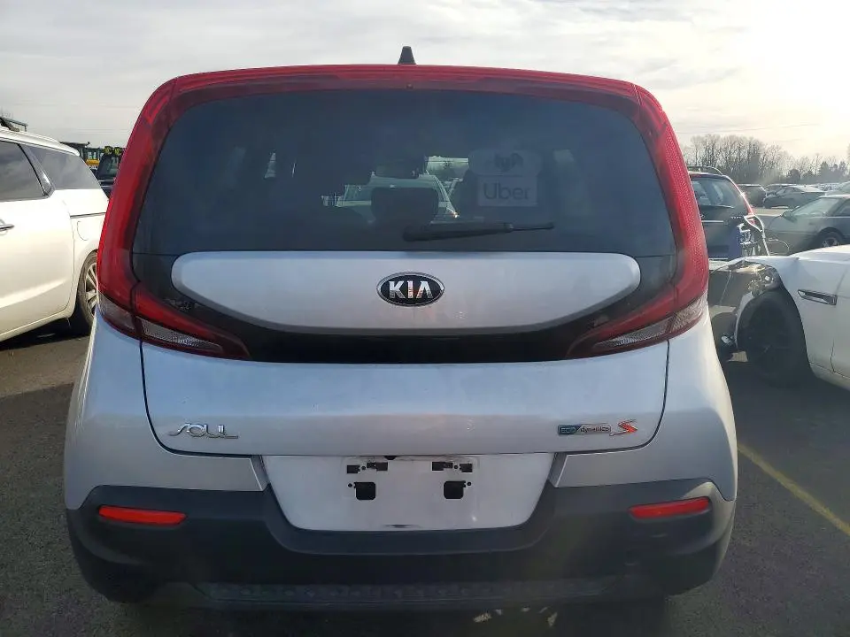 2021 KIA SOUL LX  