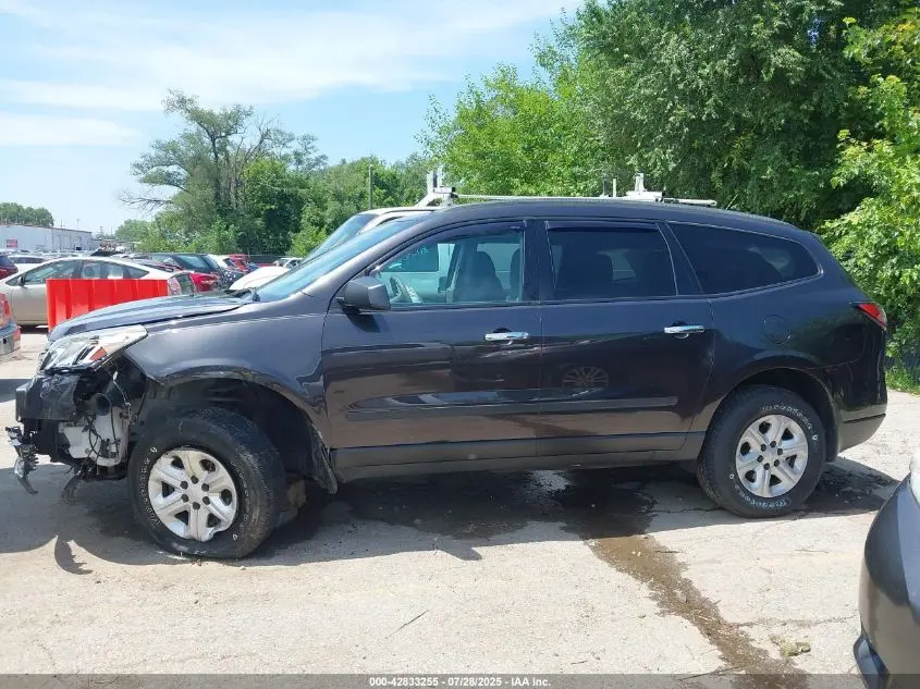 2015 CHEVROLET TRAVERSE LS