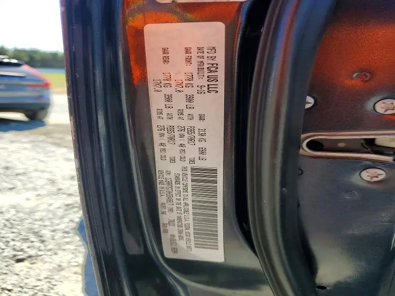 2017 RAM 1500 SLT  