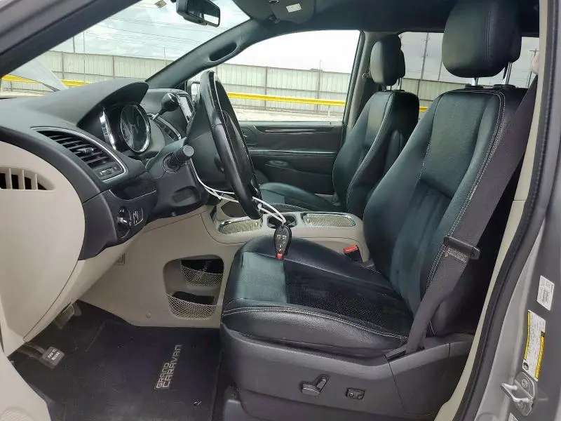 2016 DODGE GRAND CARAVAN SXT  