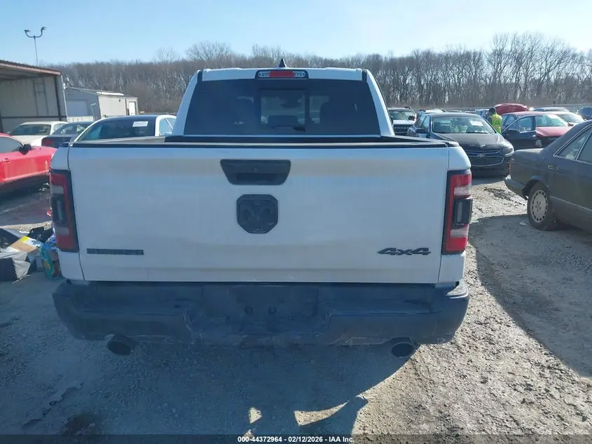 2023 RAM 1500 BIG HORN  4X4 5'7 BOX