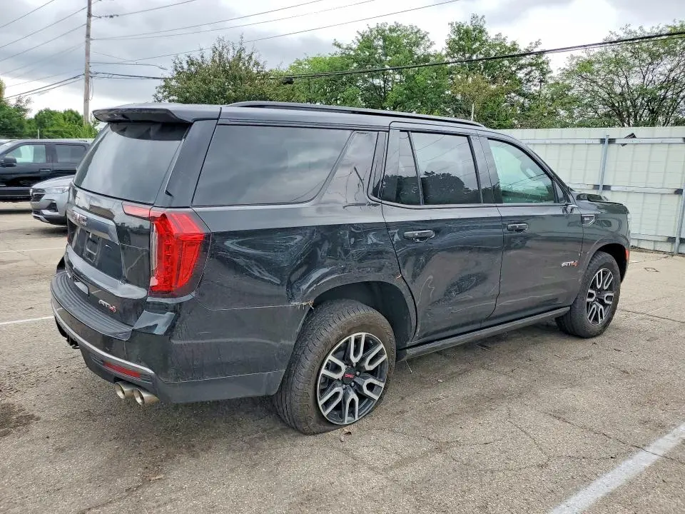 2024 GMC YUKON AT4  