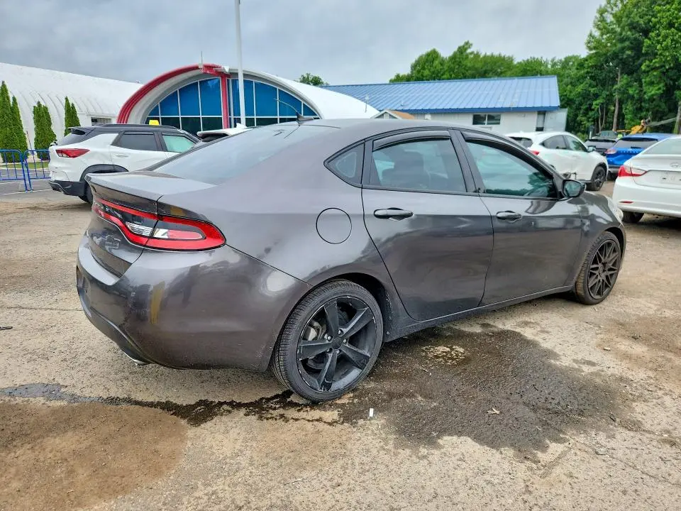 2015 DODGE DART SXT  