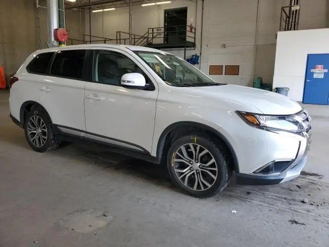 2018 MITSUBISHI OUTLANDER SE  