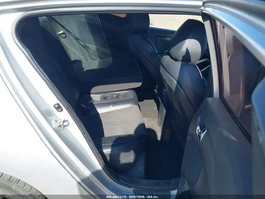 2012 HYUNDAI VELOSTER BASE W/BLACK