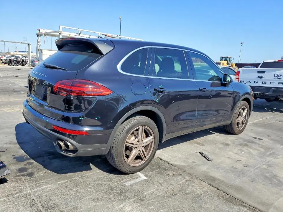 2015 PORSCHE CAYENNE S  