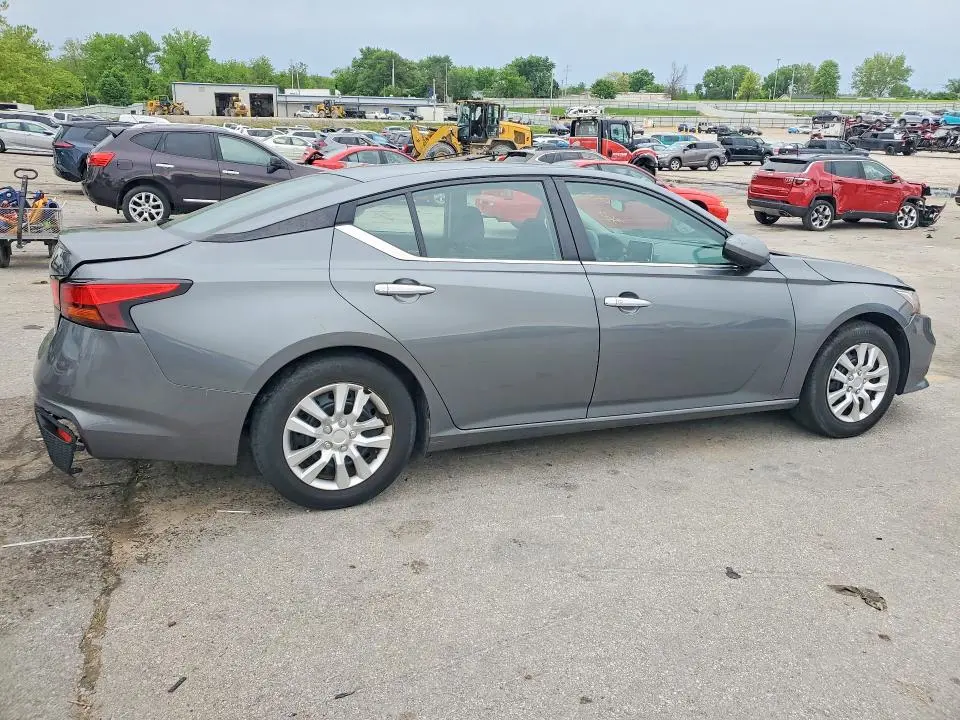 2020 NISSAN ALTIMA S  