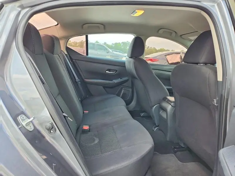 2022 NISSAN SENTRA S  