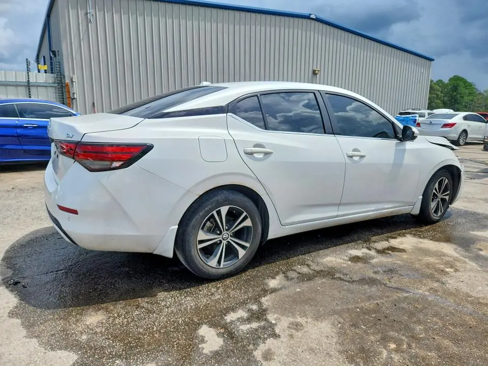 2023 NISSAN SENTRA SV  