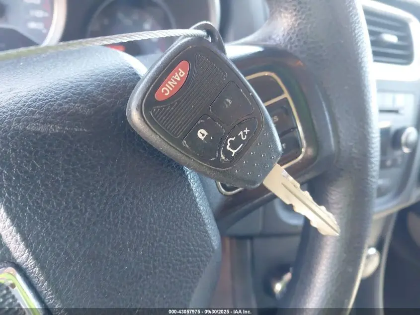 2013 DODGE AVENGER SE