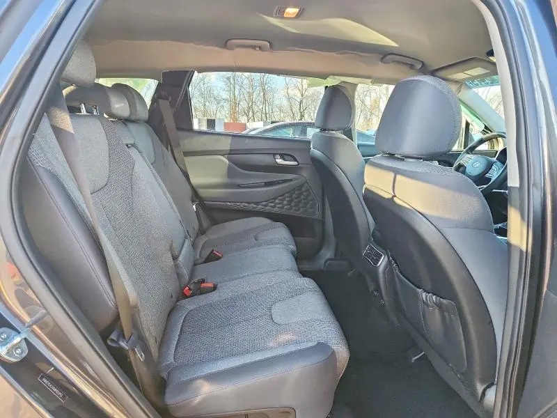 2021 HYUNDAI SANTA FE SE  