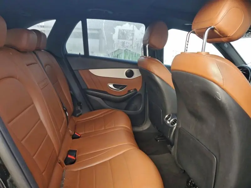 2022 MERCEDES-BENZ GLC 300  