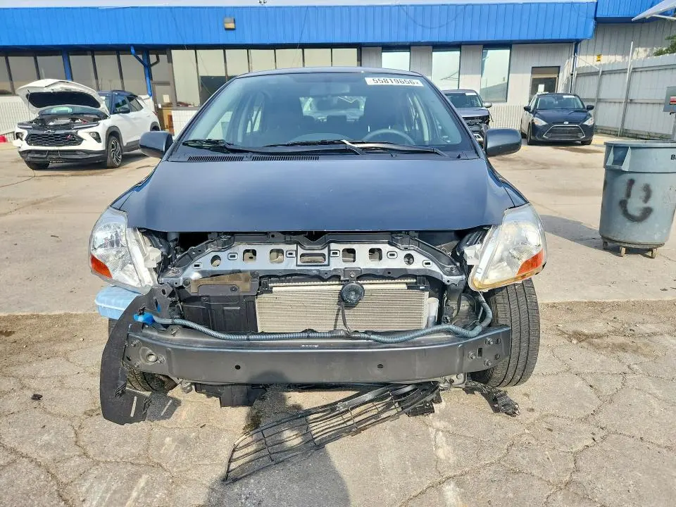 2010 TOYOTA YARIS BASE  