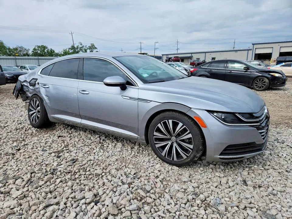 2019 VOLKSWAGEN ARTEON SE  