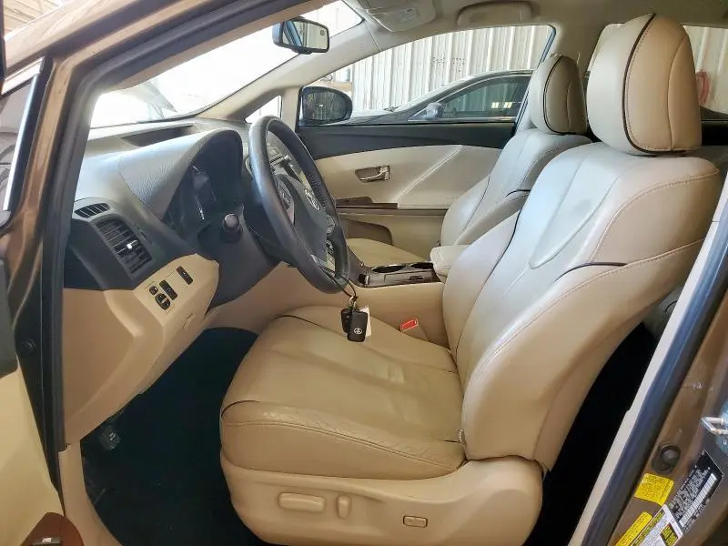 2011 TOYOTA VENZA   