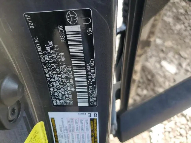 2018 TOYOTA C-HR XLE  