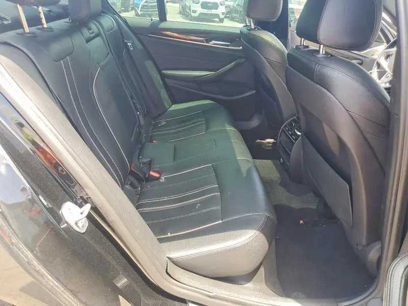 2018 BMW 530E   