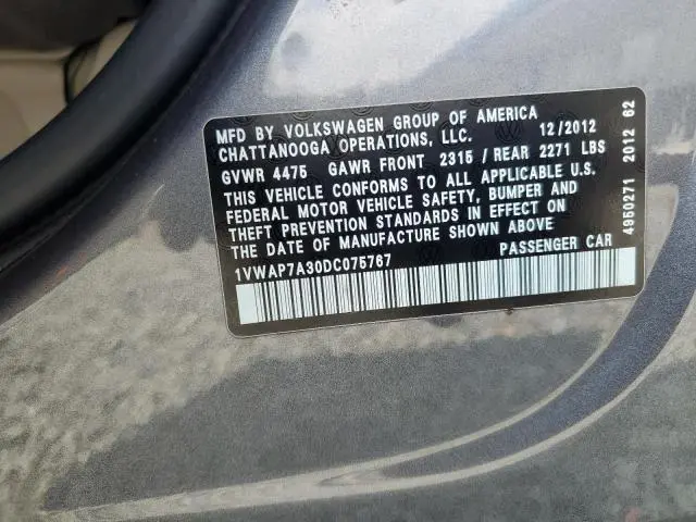 2013 VOLKSWAGEN PASSAT S  