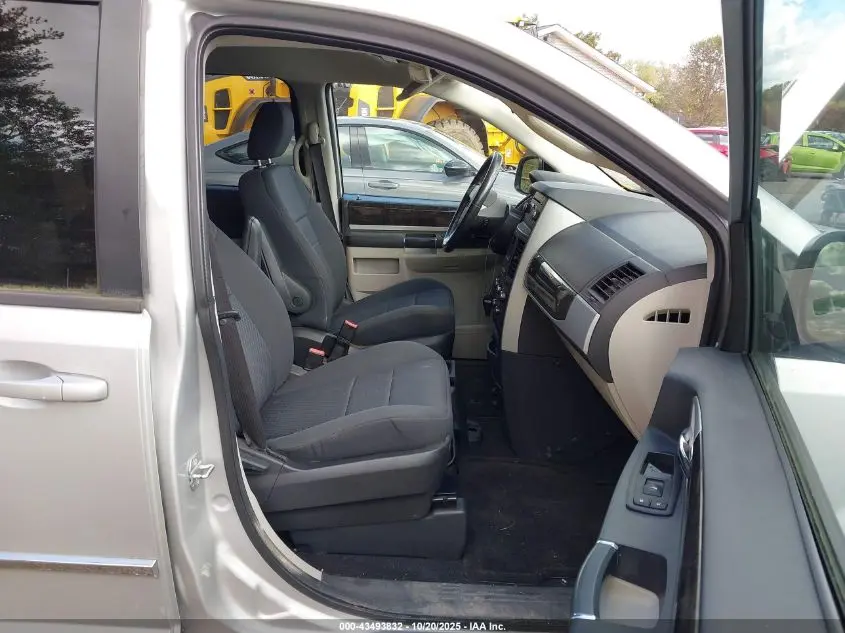 2010 DODGE GRAND CARAVAN SXT