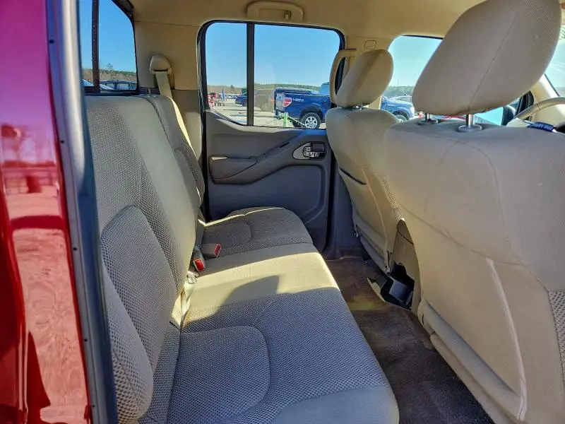 2018 NISSAN FRONTIER S  