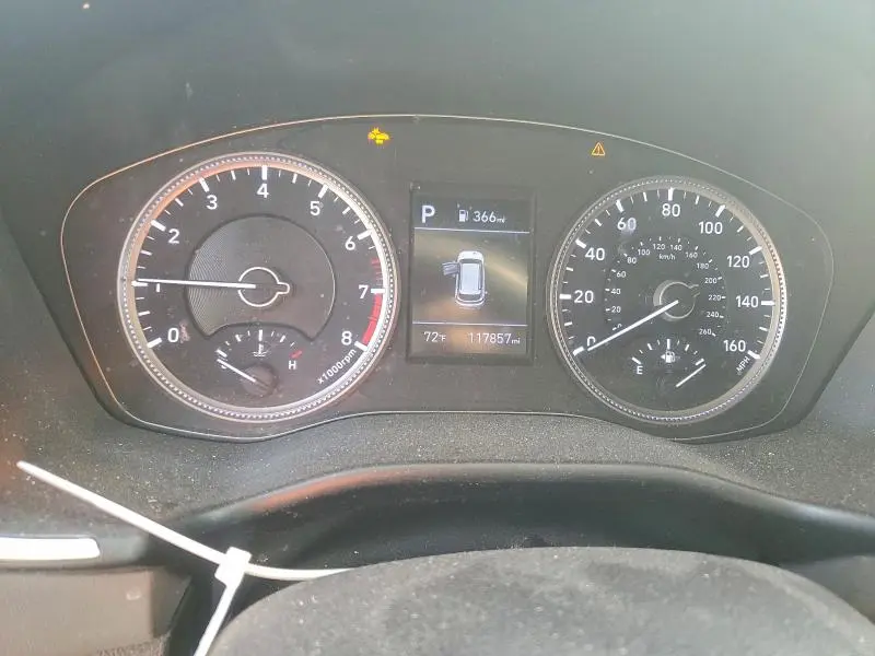 2019 HYUNDAI SANTA FE SE  