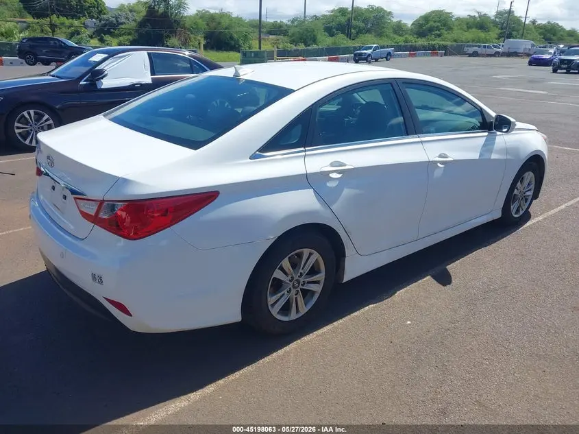2014 HYUNDAI SONATA GLS
