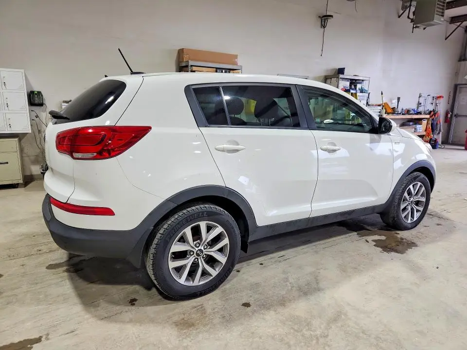 2015 KIA SPORTAGE LX  