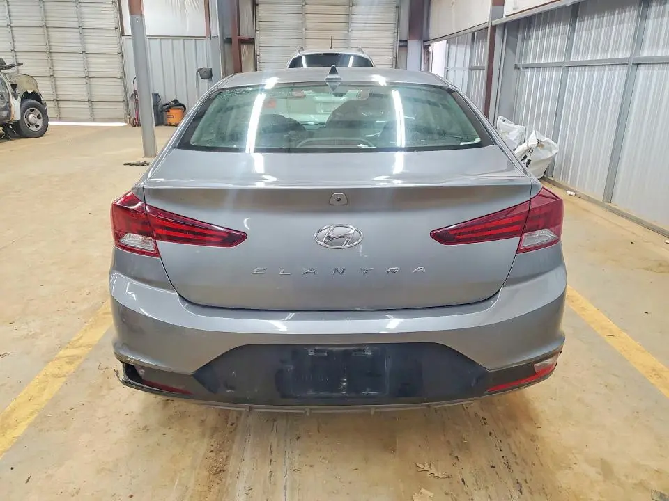 2019 HYUNDAI ELANTRA SEL  