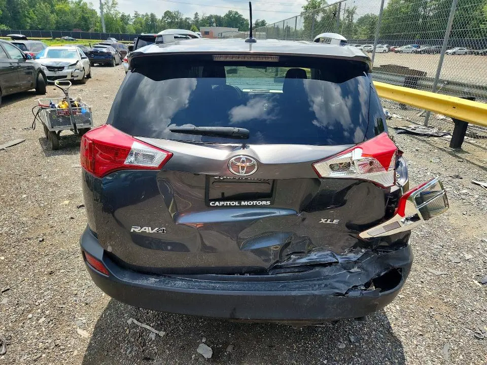 2015 TOYOTA RAV4 XLE  