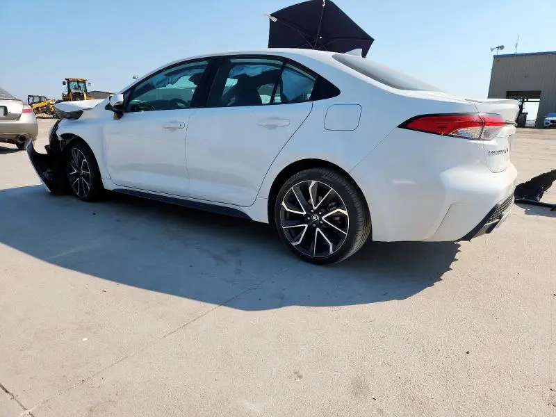 2020 TOYOTA COROLLA SE  