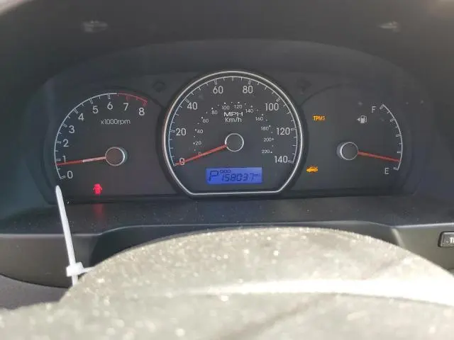 2010 HYUNDAI ELANTRA BLUE  