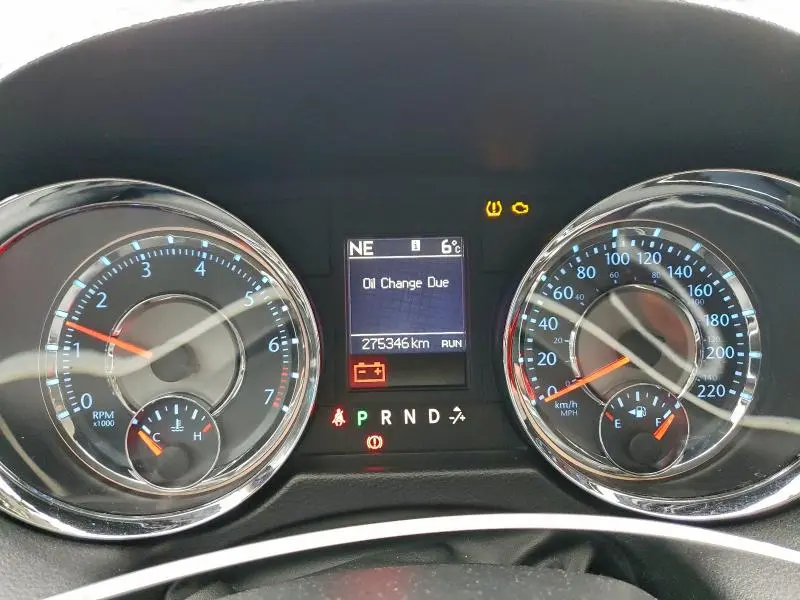 2012 CHRYSLER TOWN & COUNTRY TOURING  