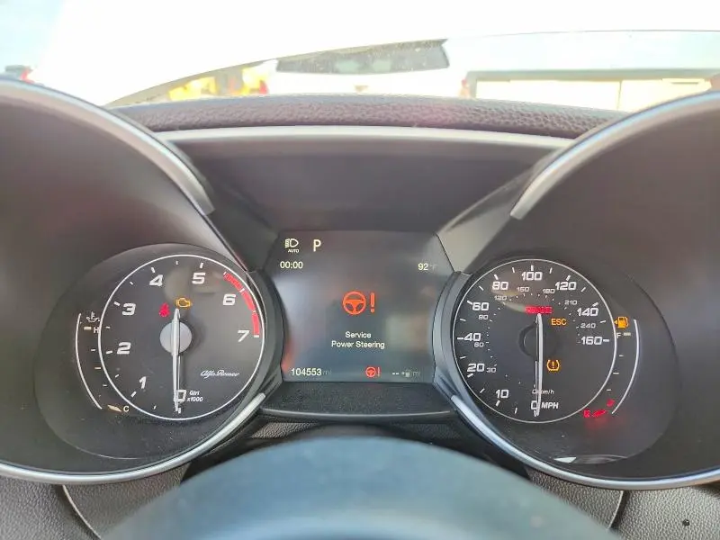 2017 ALFA ROMEO GIULIA   