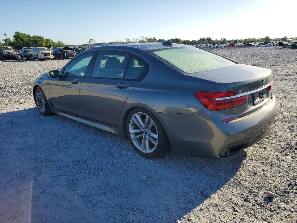 2017 BMW 750 XI  