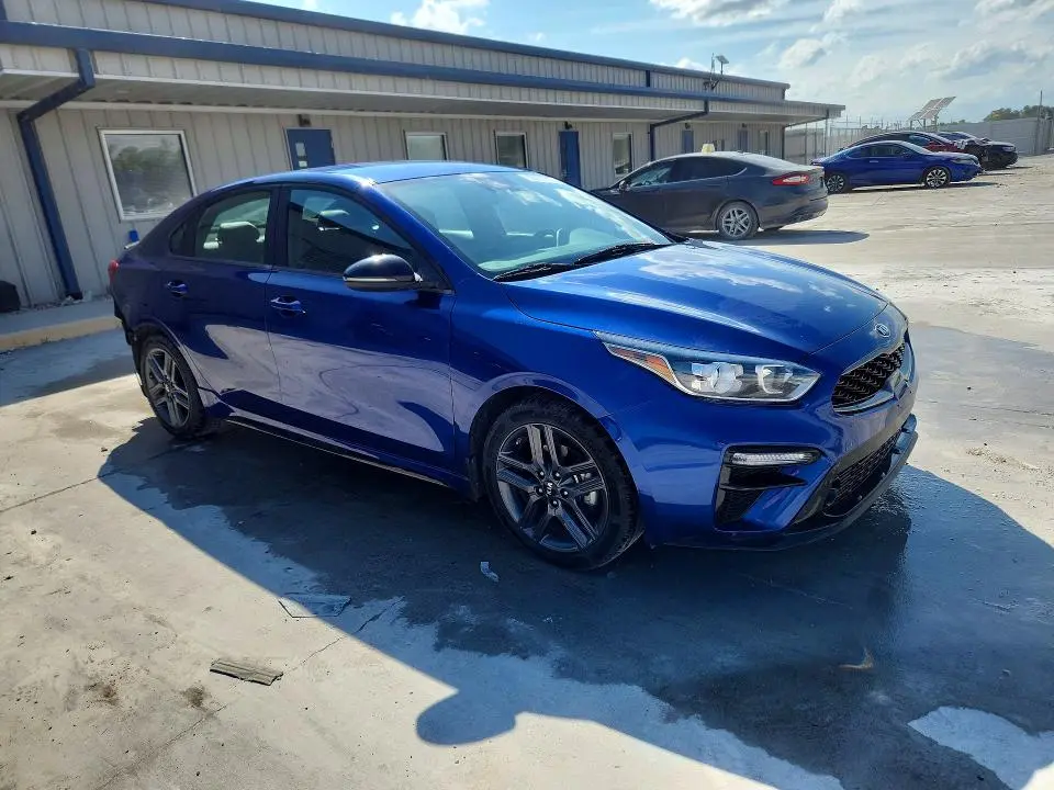 2021 KIA FORTE GT LINE  