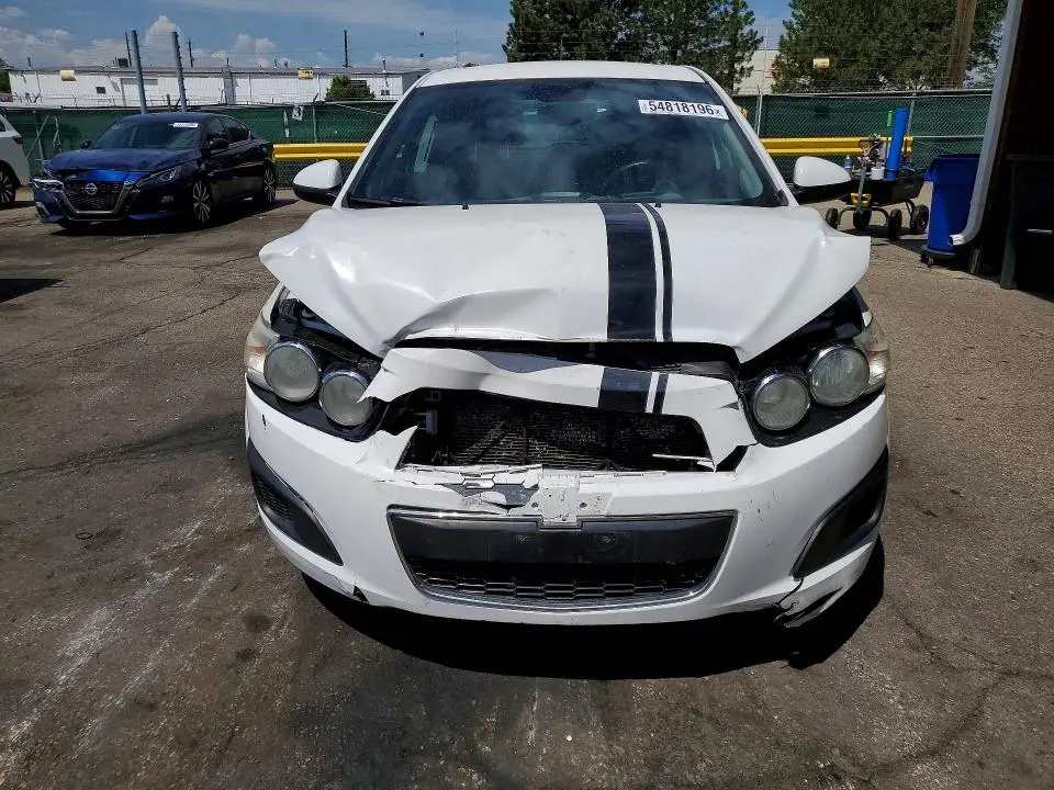 2015 CHEVROLET SONIC LT  