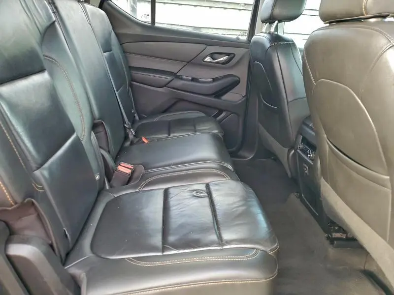 2020 CHEVROLET TRAVERSE LT  