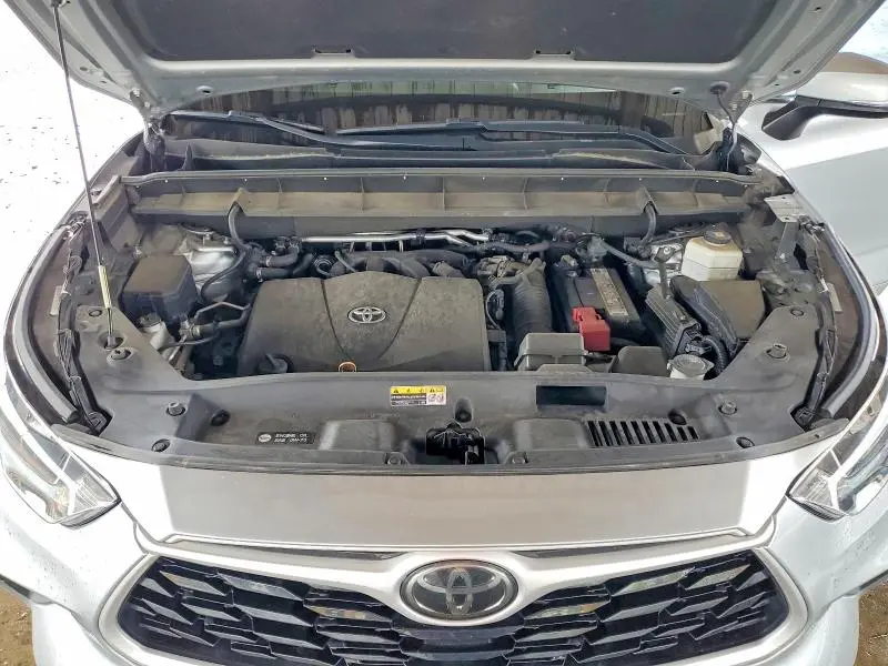 2020 TOYOTA HIGHLANDER L  