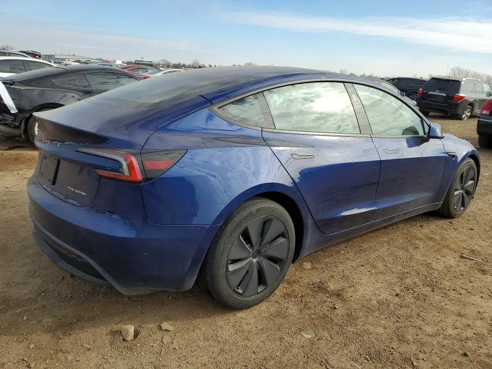 2024 TESLA MODEL 3   