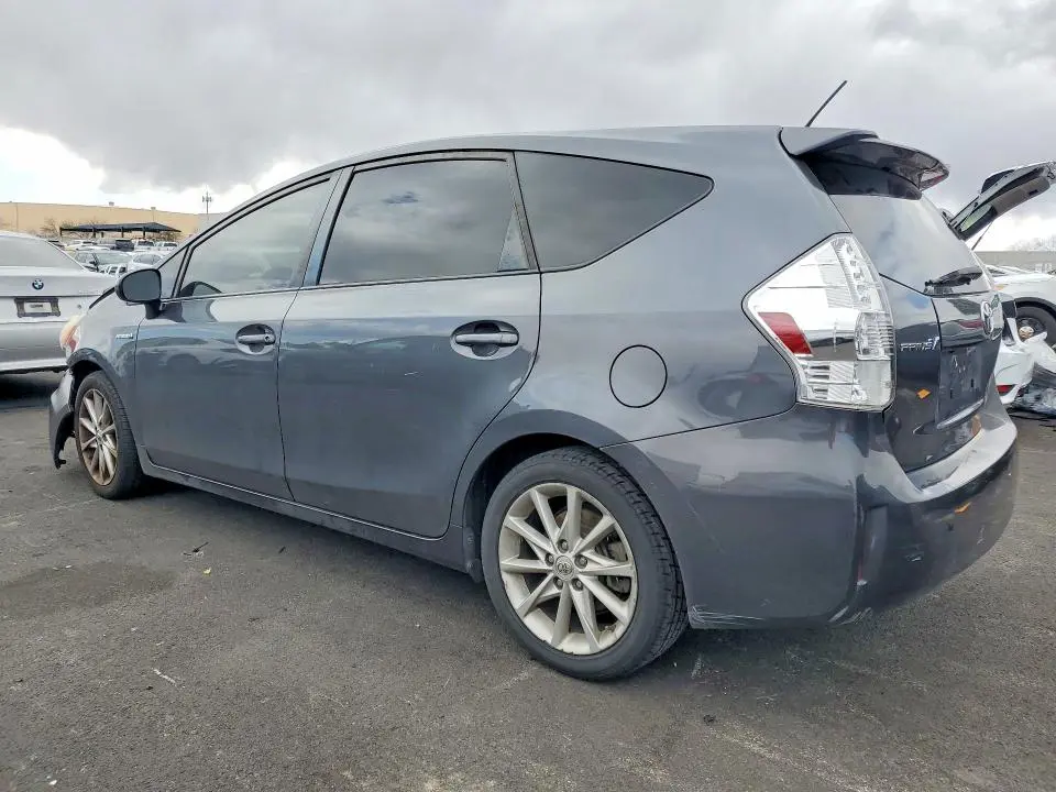 2012 TOYOTA PRIUS V FIVE  